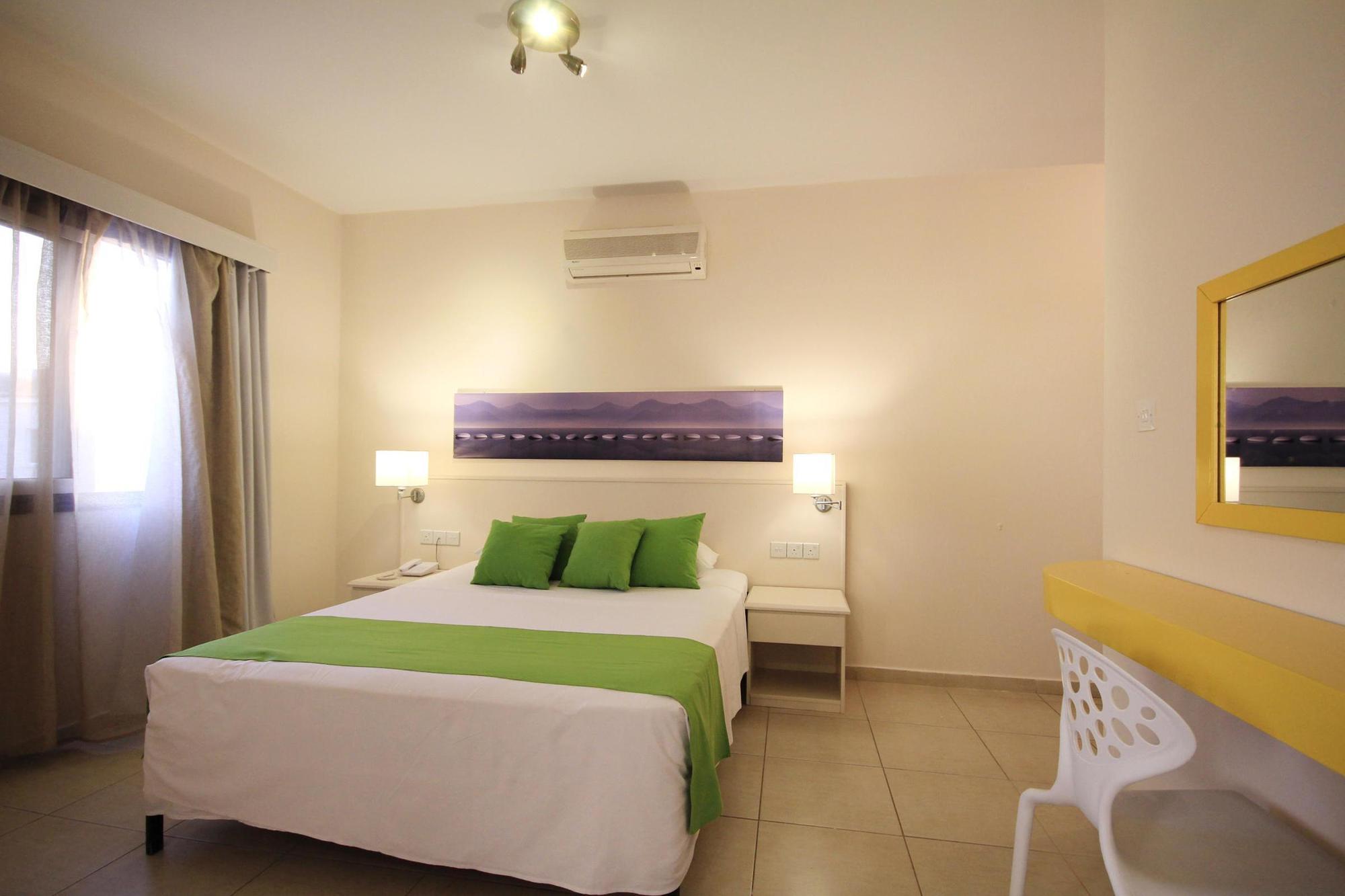 Sea Cleonapa Apart Otel