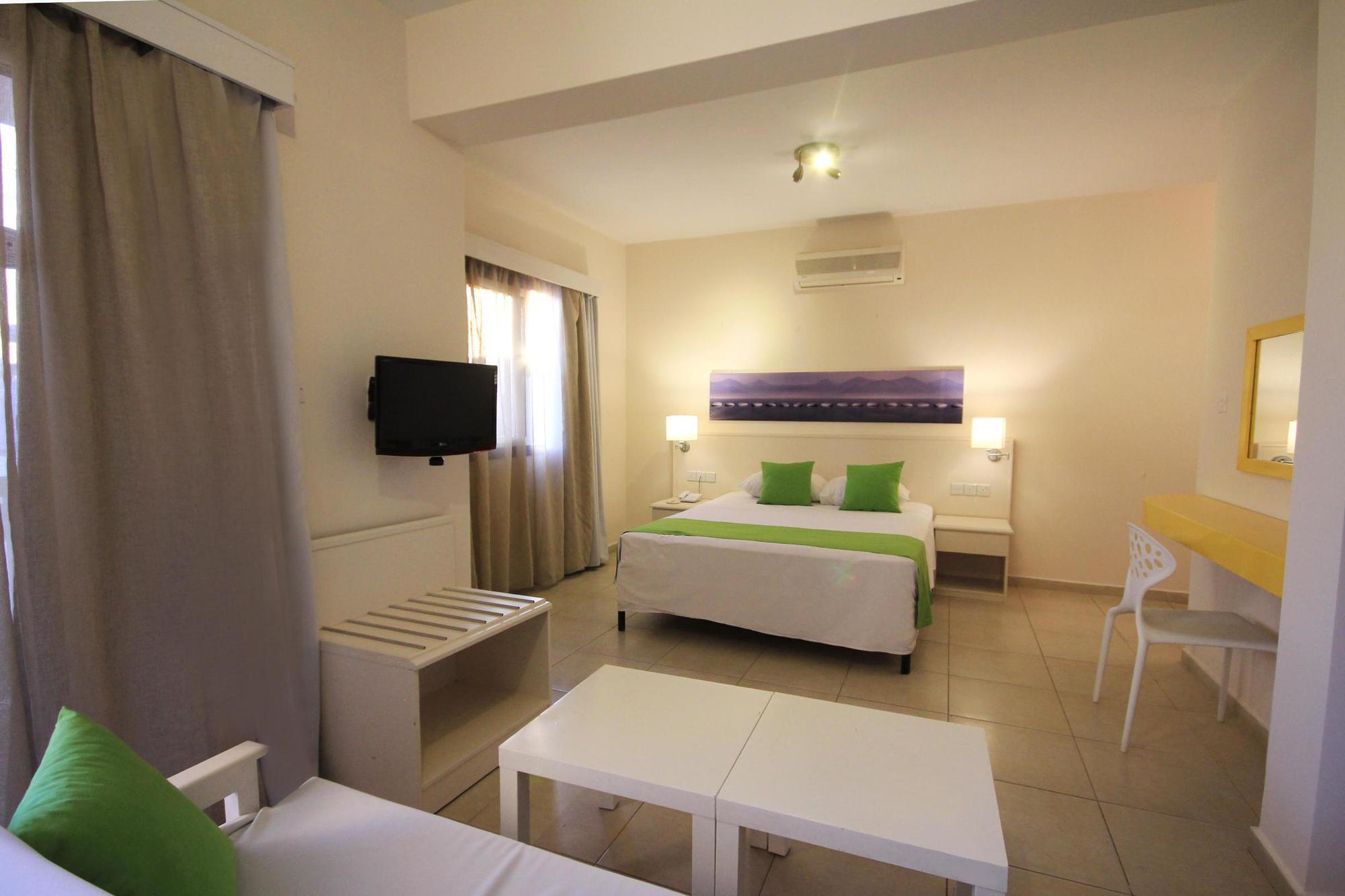 Sea Cleonapa Hotel apartamentowy