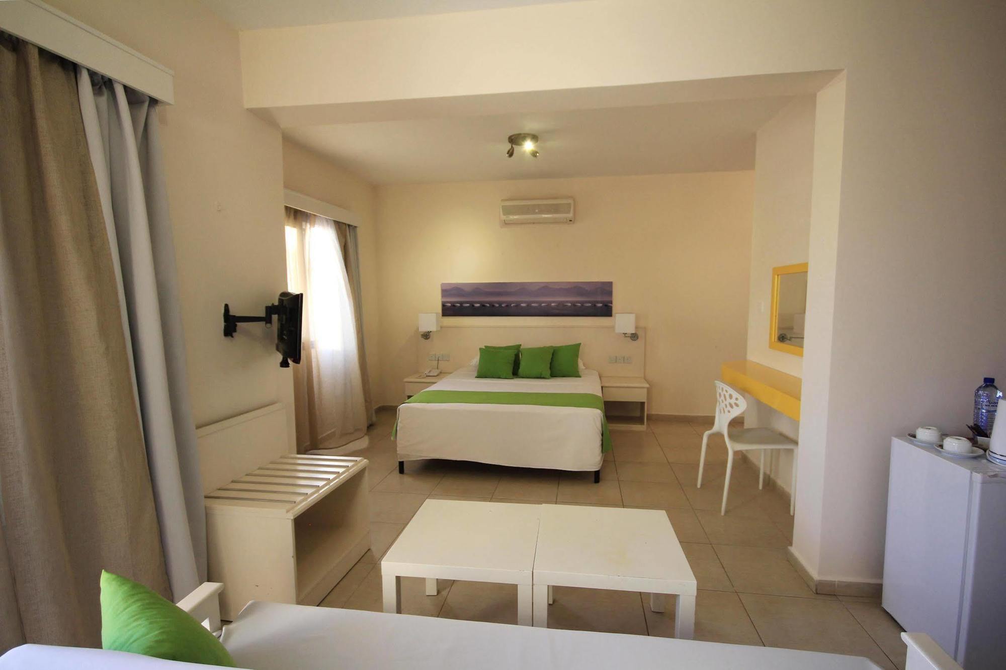Sea Cleonapa Apart Otel 3*